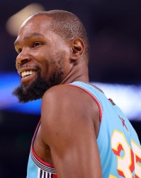 小里弗斯：杜兰特是历史前10 你无法找出5个比他更好的得分手