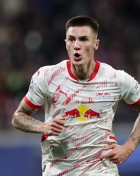 评论员：沃特金斯年纪太大且实力不够顶尖，曼联应签下塞斯科