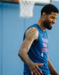 开云中国区-乔治开练备战新赛季，大赞恩比德是新时代奥尼尔